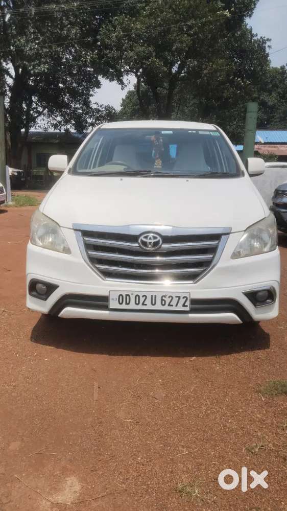 Toyota Innova 2015 Diesel Variant