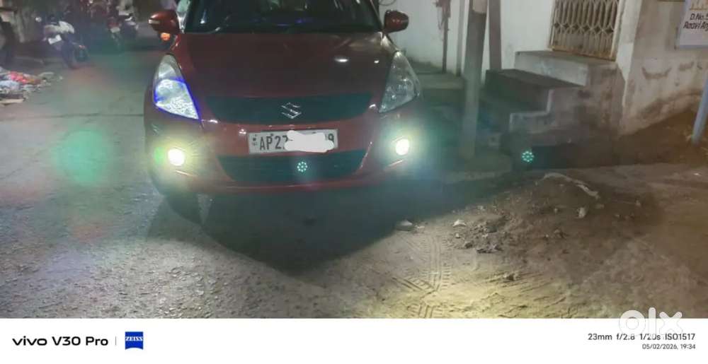 Well-maintained Maruti Swift Vdi  Diesel  Alloy Wheels & Subwoofer