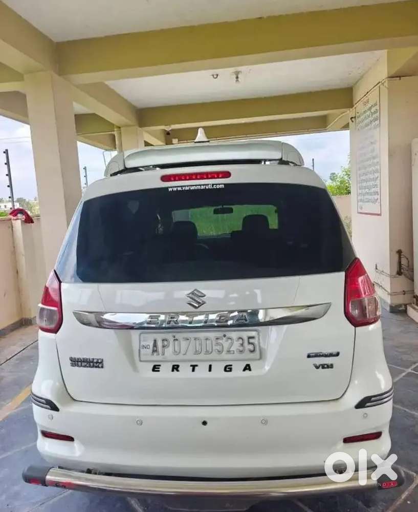 Maruti Suzuki Ertiga 2013 Diesel 93000 Km Driven