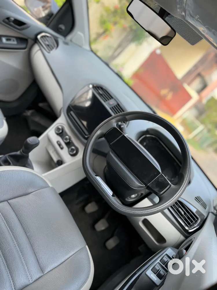 Tata Tiago Xe 2025 (mid Variant)