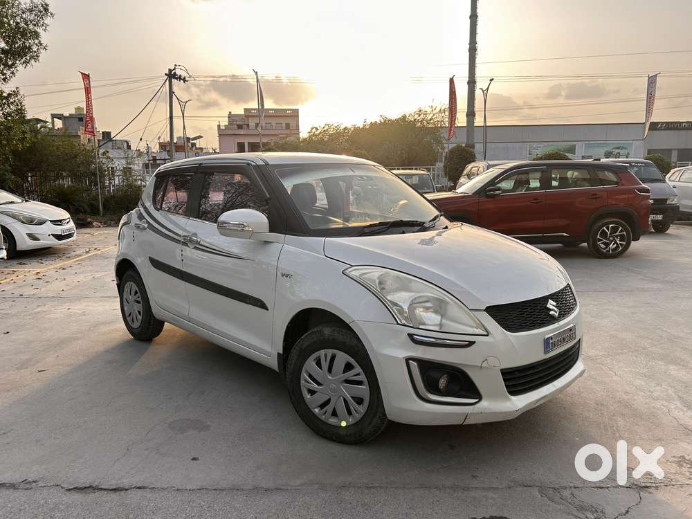 Maruti Suzuki Swift Vxi Abs Bsiv, 2018, Petrol
