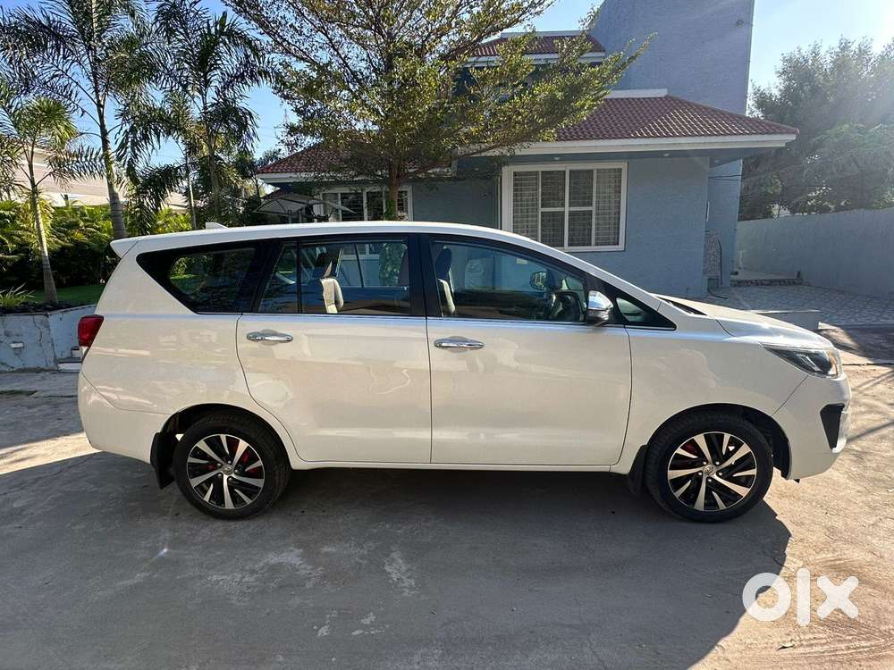 Toyota Innova Crysta [2020-ongoing] 2.7 Zx At 7 Str, 2022, Diesel