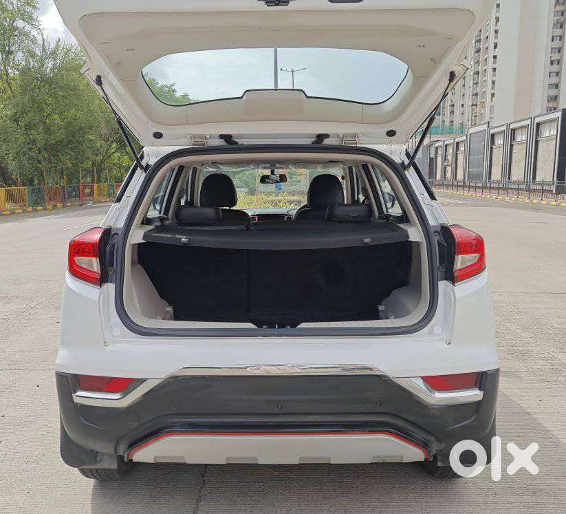 Mahindra Xuv300 W6 Amt Diesel, 2024, Diesel