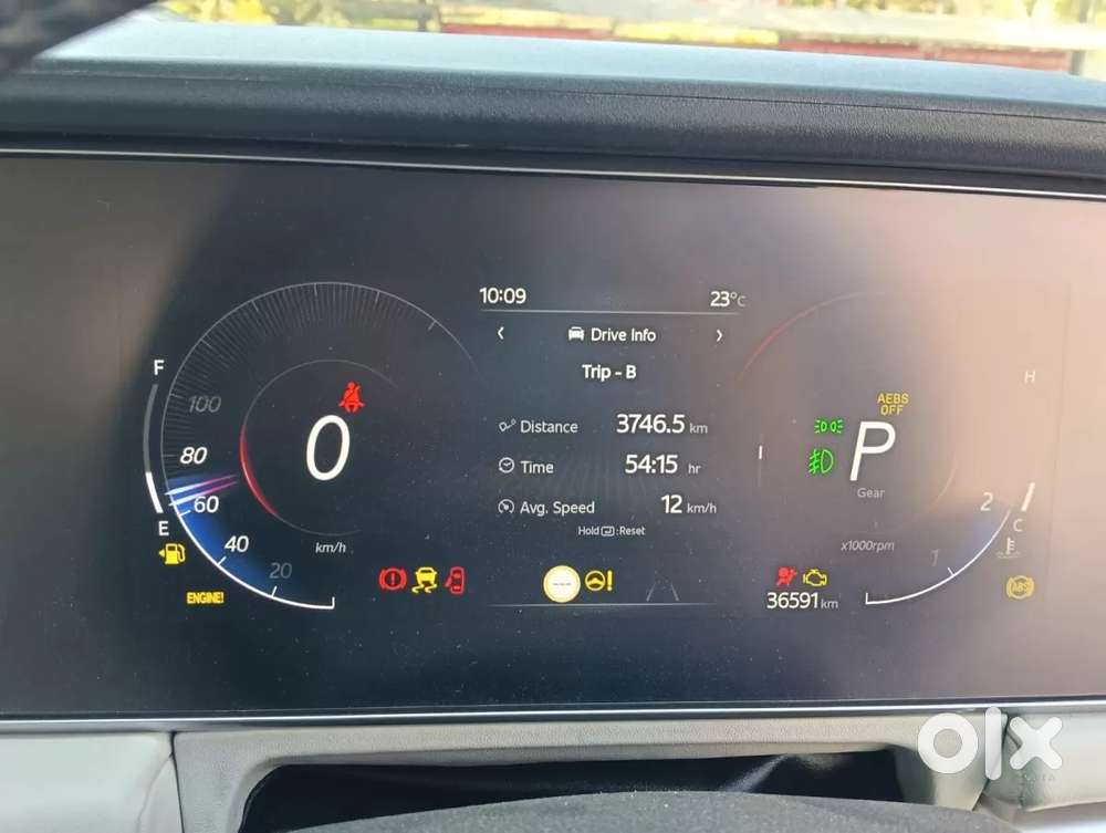 Mahindra Xuv700 2.2 Ax 7 Diesel At Luxury Pack Str Awd, 2024, Diesel