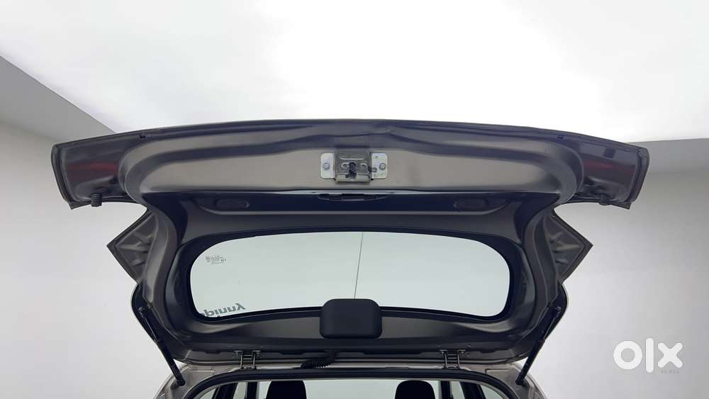 Renault Kwid 2019-ongoing 1.0 Rxt (o), 2018, Petrol