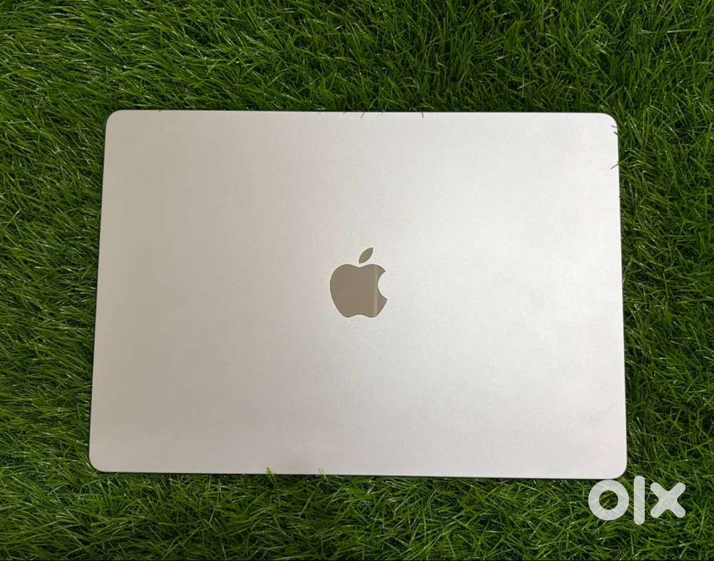 Apple MacBook Air 15.3 2025 A3241M4 16GB 256GB- 6 Month Warranty-DACBY