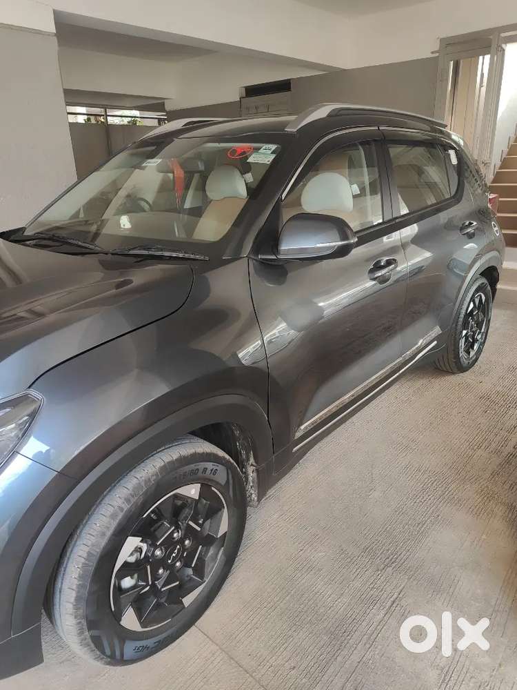 Kia Sonet 2025 Diesel 7500 Km Driven