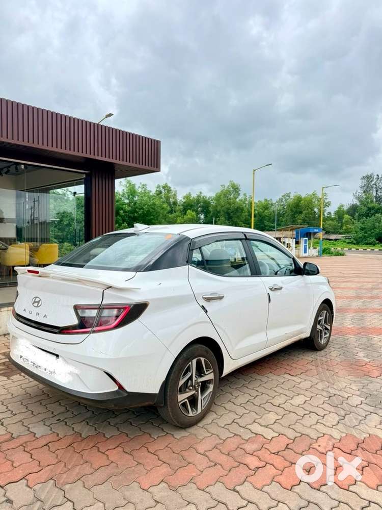Hyundai Aura Sx 2023