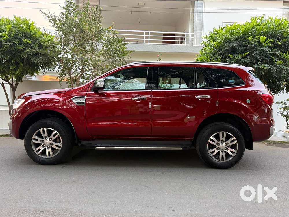 Ford Endeavour 2.2 Titanium At 4x2, 2016, Diesel