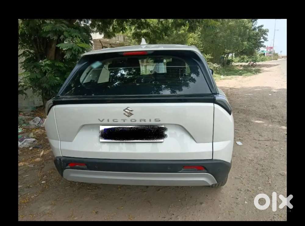 Maruti Suzuki Victoris Lxi Cng Petrol 2025