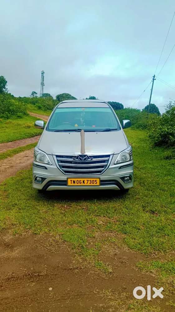 Toyota Innova 2013