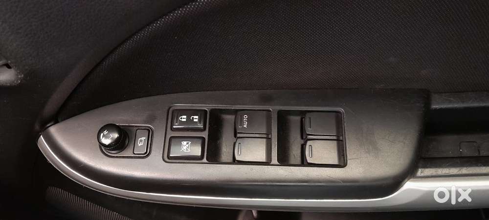 Maruti Suzuki Baleno 1.2 Zeta At, 2016, Petrol