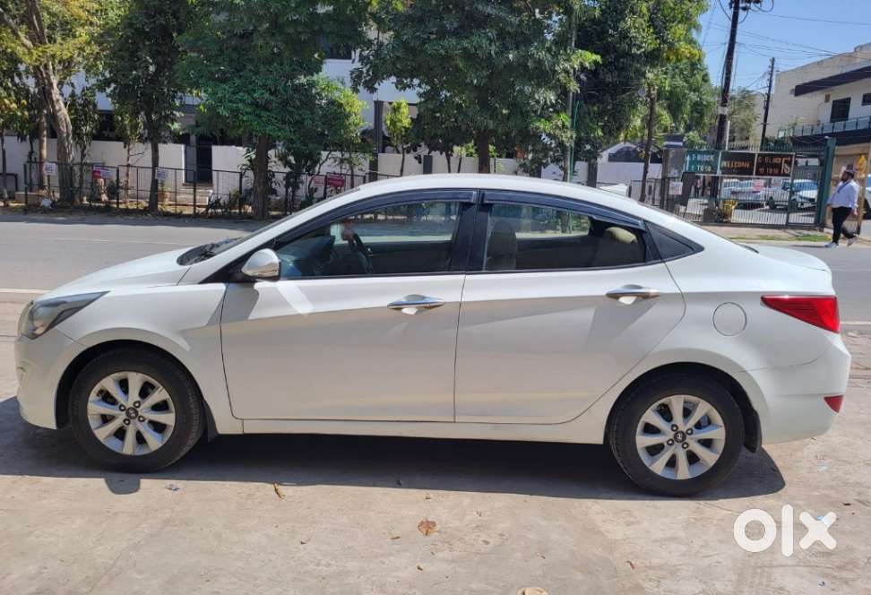 Hyundai Verna 1.6 Vtvt At Sx, 2016, Diesel