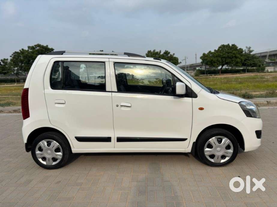 Maruti Suzuki Wagon R Vxi, 2015, Petrol