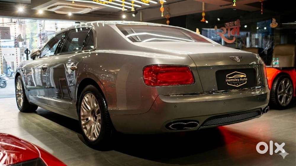 Bentley Flying Spur V8, 2017, Petrol