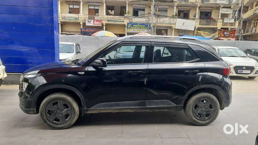 Hyundai Venue S Plus Mt 1.2 Kappa, 2025, Petrol