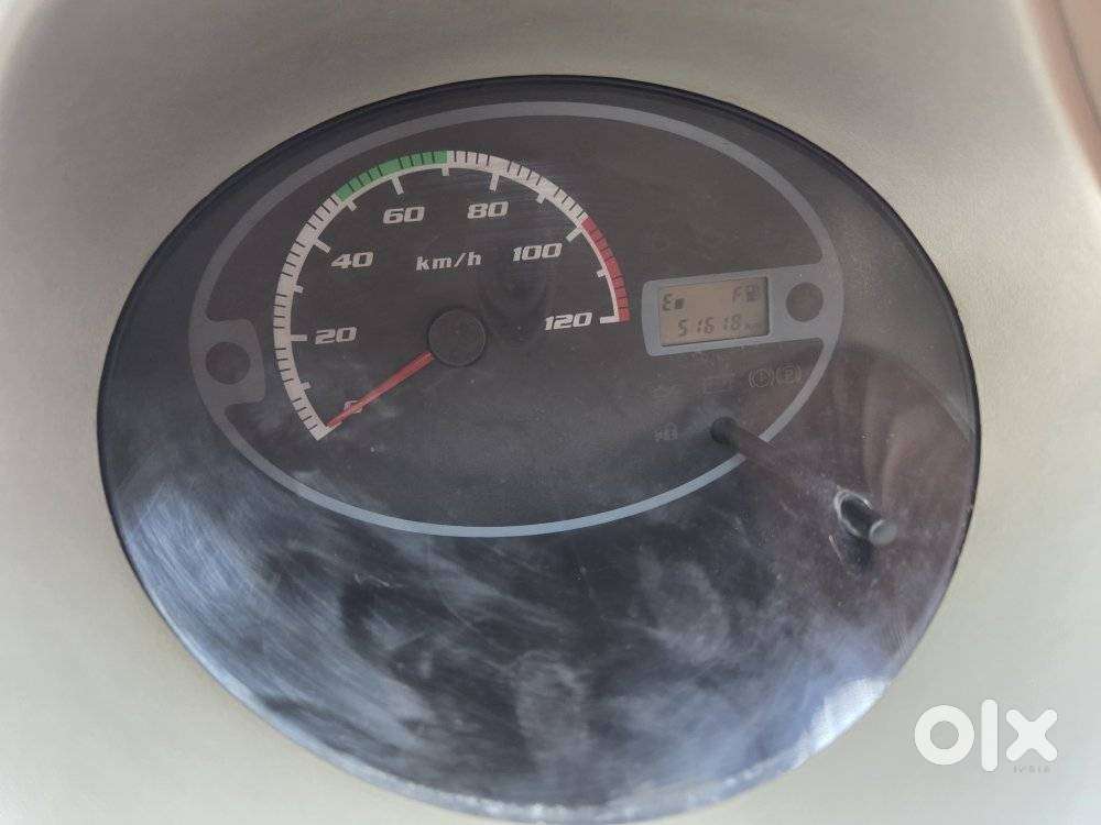 Tata Nano Xe, 2012, Petrol