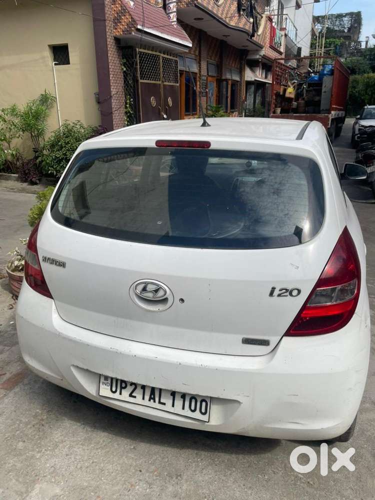 Hyundai I20 2011 Petrol 70000 Km Driven