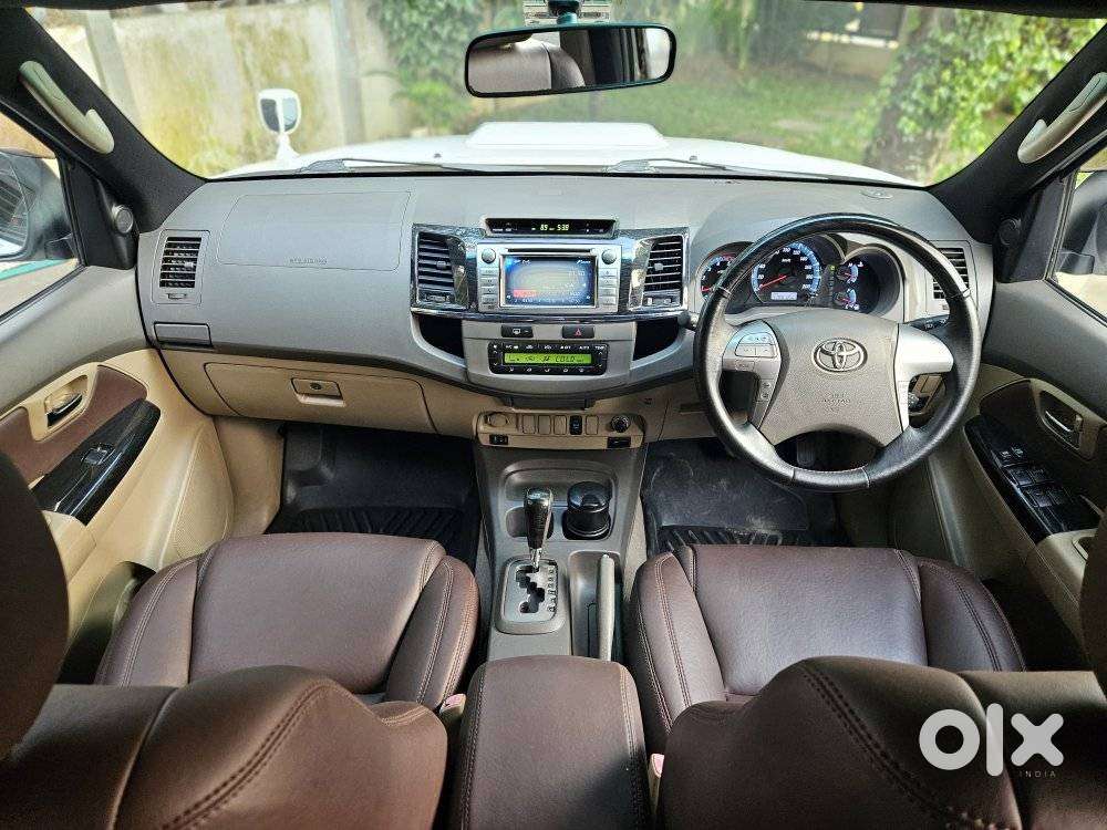 Toyota Fortuner 3.0 4x2 Automatic, 2013, Diesel