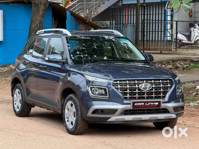 Hyundai Venue S 2020 Petrol Mt