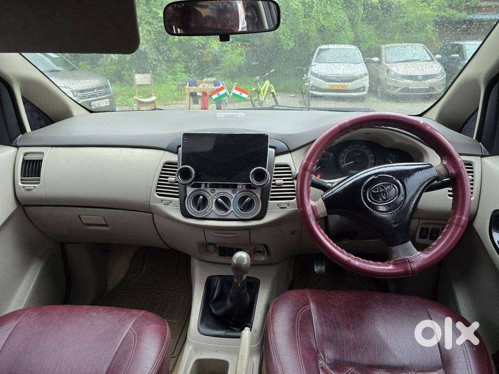Toyota Innova 2.5 G (diesel) 7 Seater, 2011, Diesel