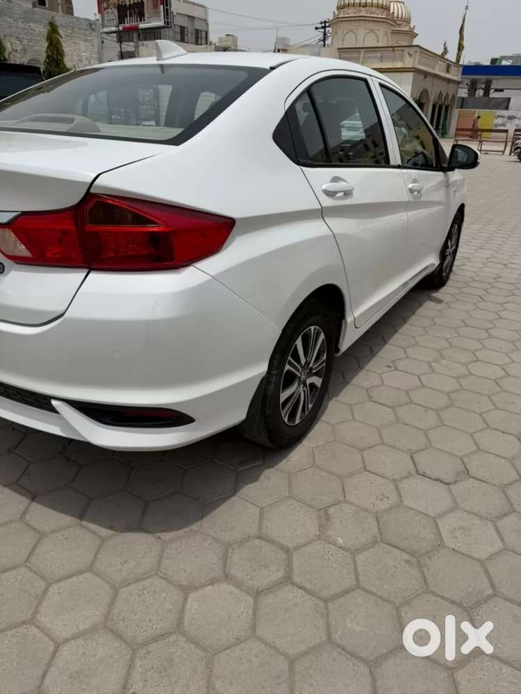 Honda City 1.5 Sv I-vtec Mt, 2023, Petrol
