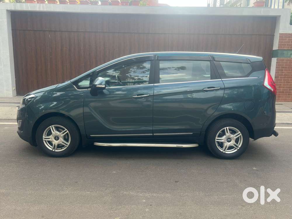 Mahindra Marazzo M6, 2018, Diesel
