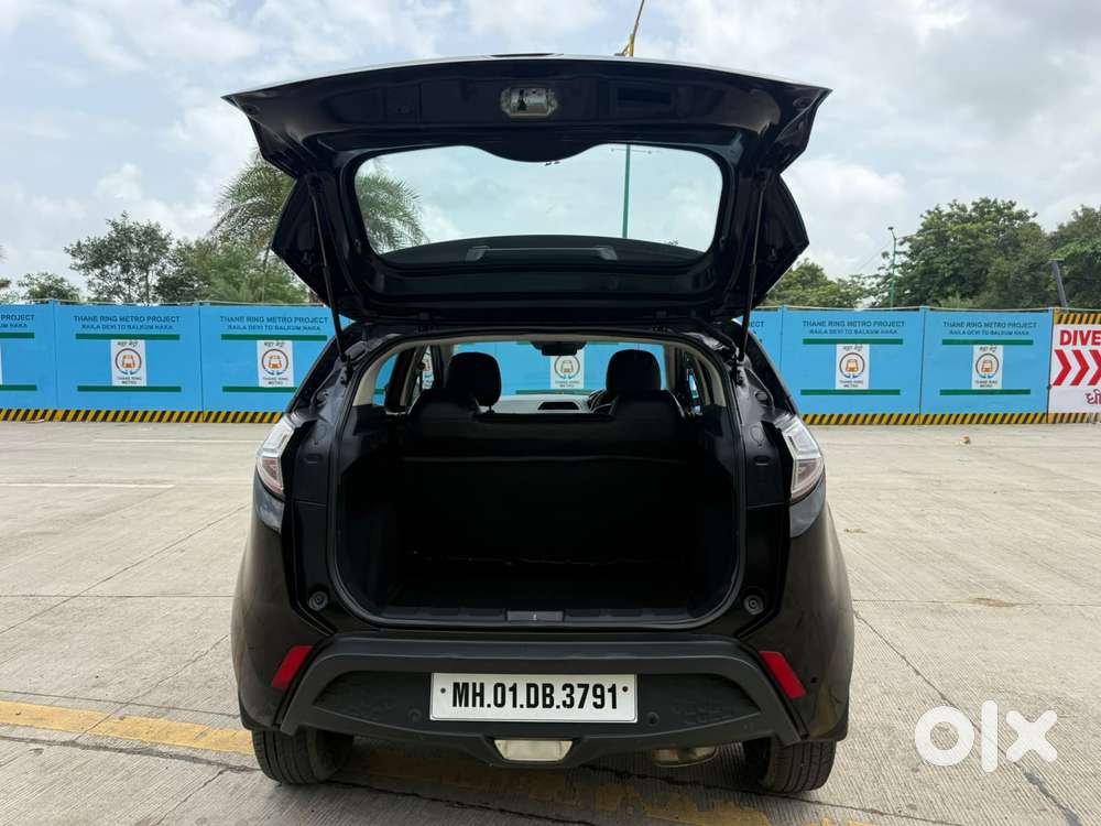 Tata Nexon 1.5 Revotorq Xm (s), 2018, Petrol