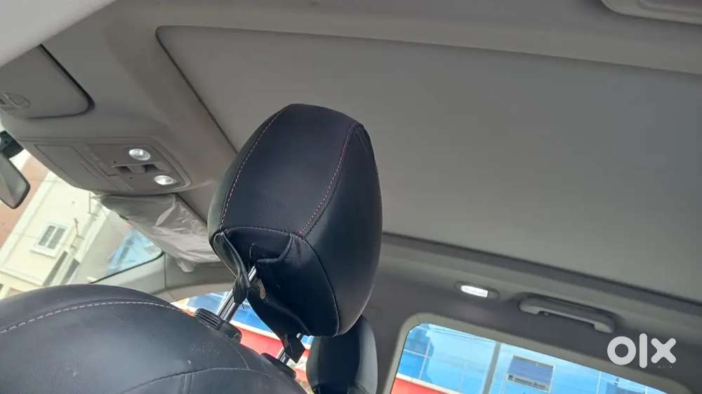 Mahindra Xuv700 Ax 5 Petrol 2021, West Bengal Registered
