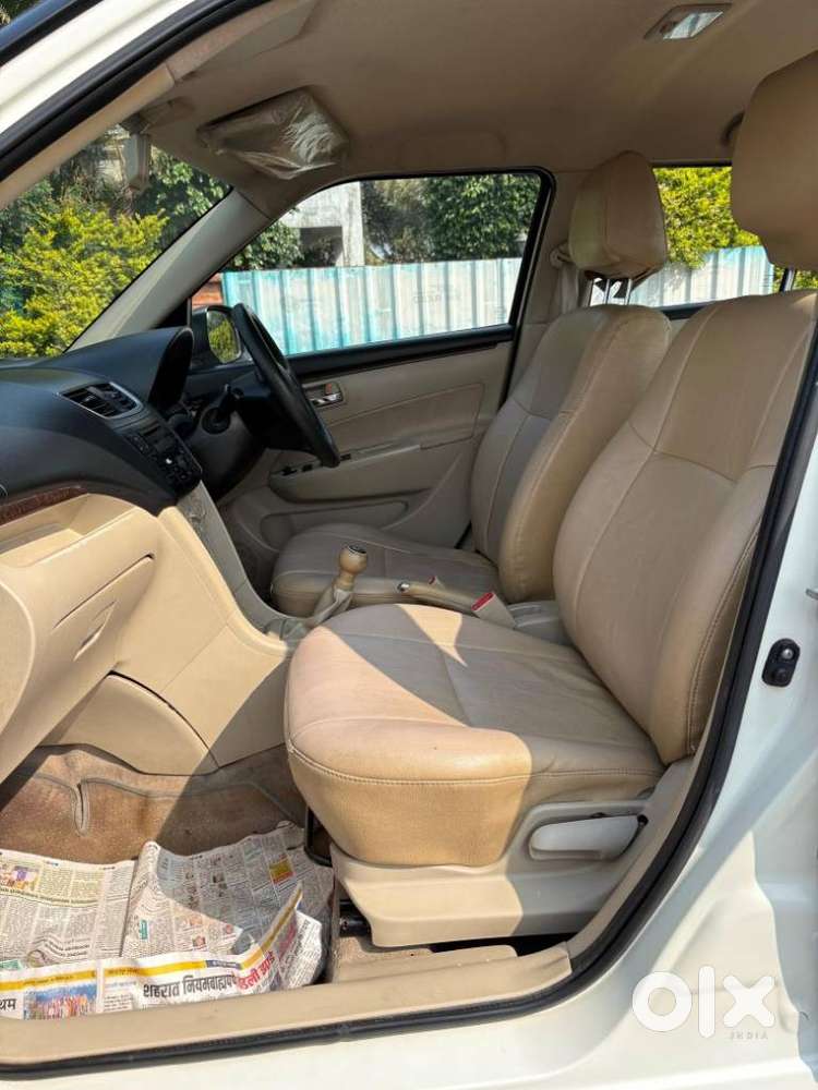 Maruti Suzuki Swift Dzire 1.2 Vxi Bsiv, 2013, Petrol