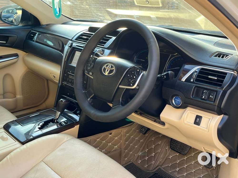Toyota Camry Hybrid 2.5, 2015, Petrol