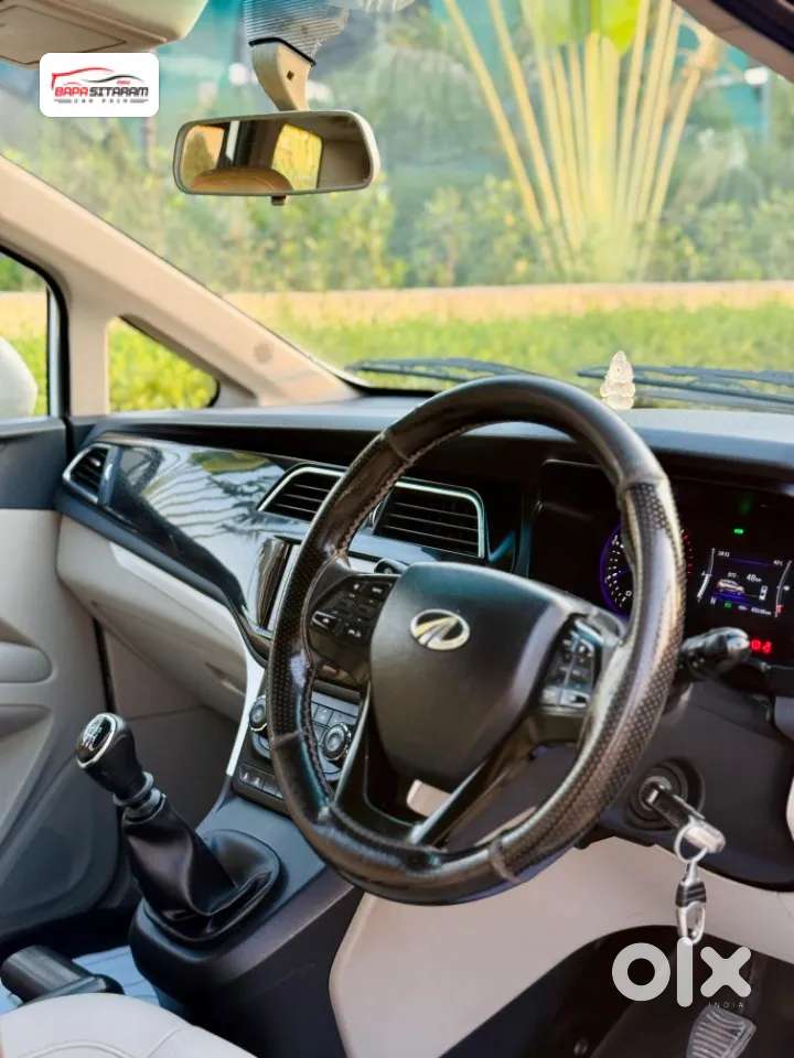 Mahindra Marazzo M8, 2018, Diesel