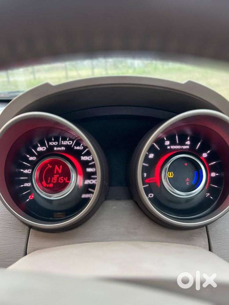 Mahindra Xuv500 W8, 2012, Diesel