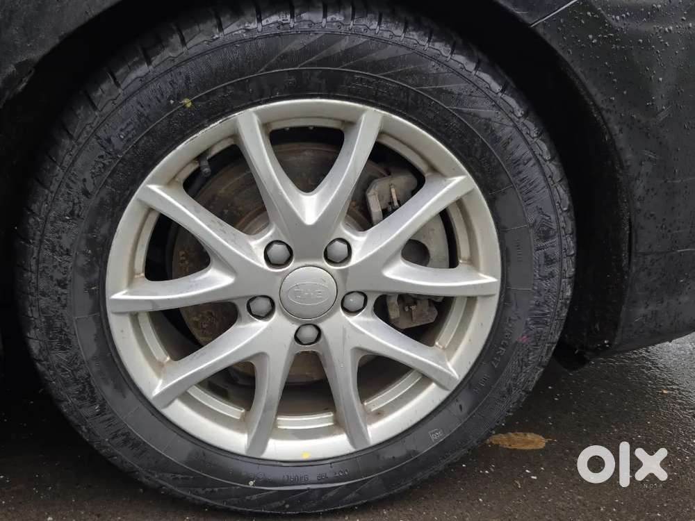 Byd E6 2024 Electric Under Warranty - All India Transfer Available