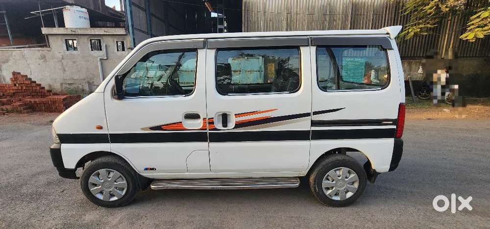 Eeco 5seat A.c Cng Outside Family Use Car