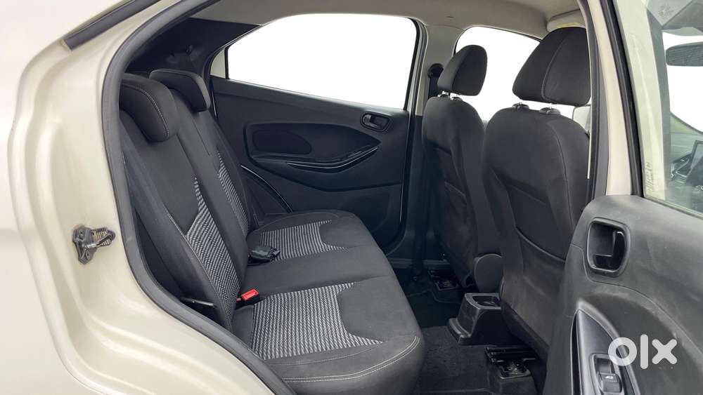 Ford Figo 1.2p Titanium Plus Mt, 2021, Petrol