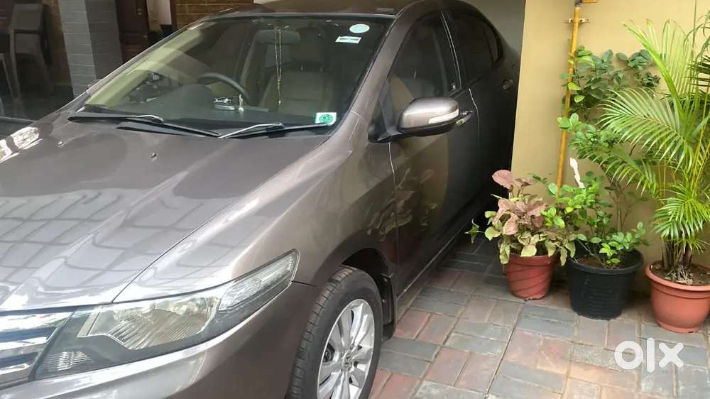 Honda City 1.5 V Petrol 2013