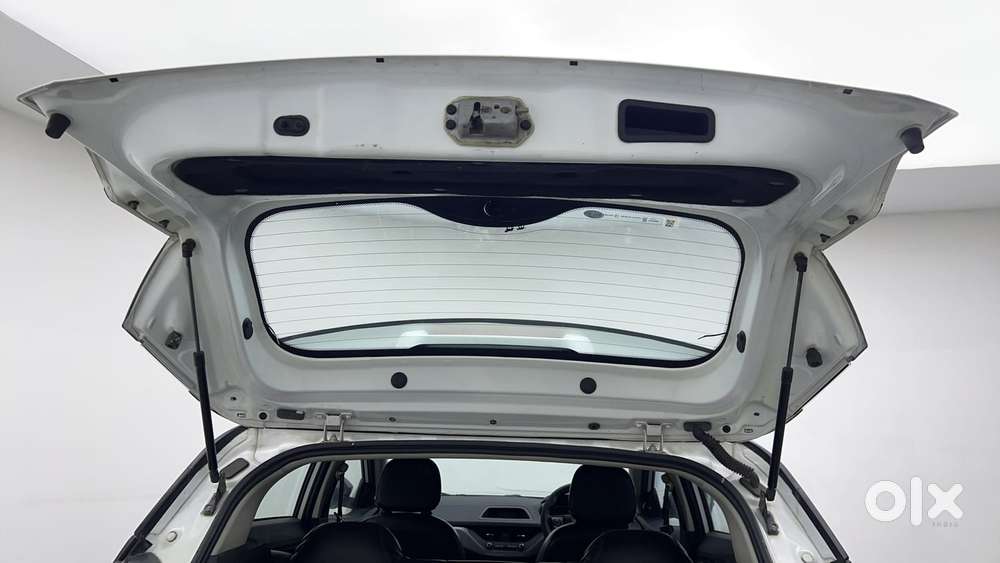 Tata Nexon 1.2 Revotron Xm (s), 2022, Petrol