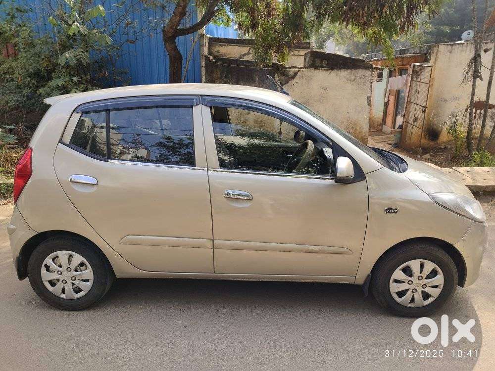 Hyundai I10 Sportz At, 2012, Petrol