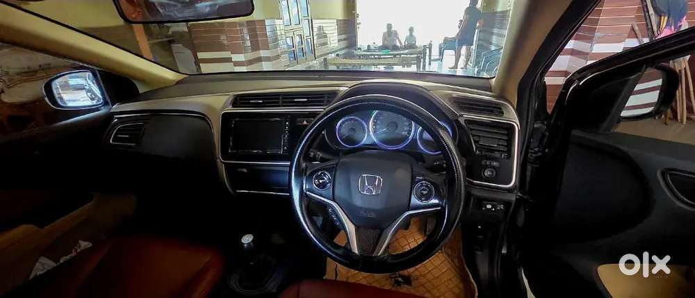 Honda City Zx 2022 Cng & Hybrids Good Condition