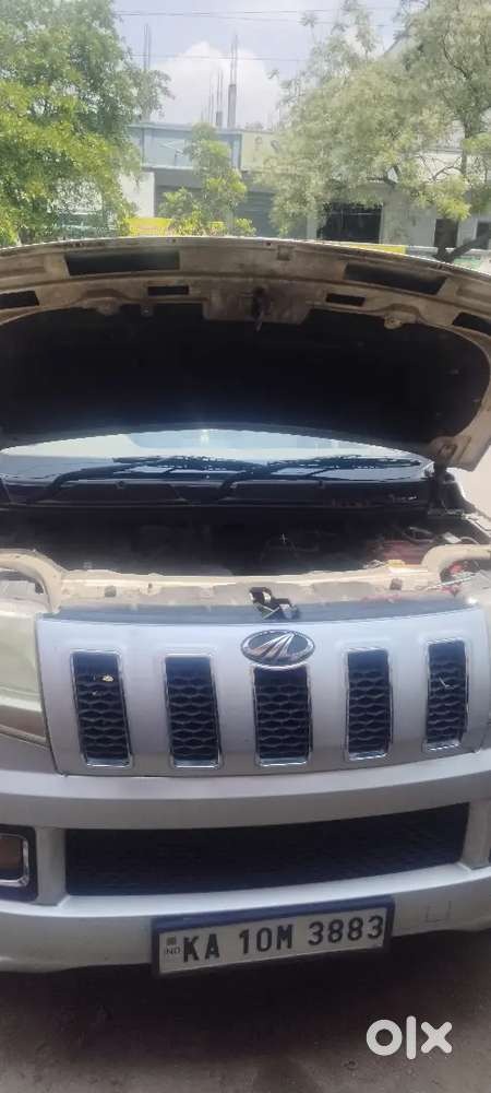 Mahindra Tuv 300 2016