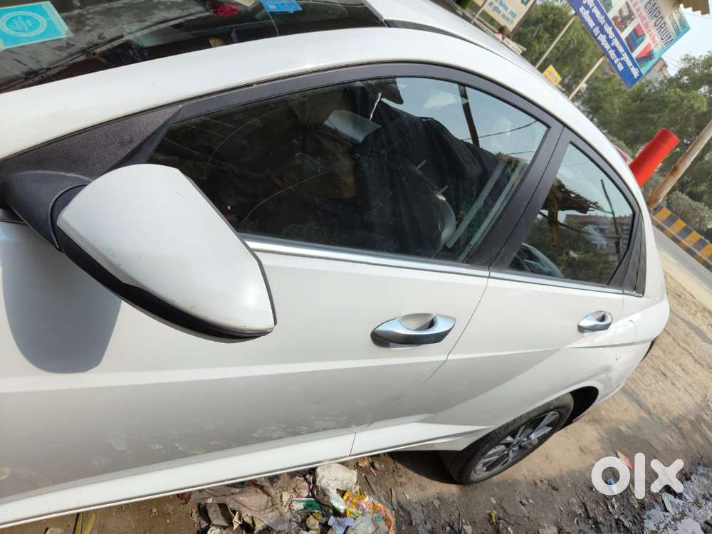 Hyundai Verna 1.5 Sx Petrol Mt, 2024, Petrol