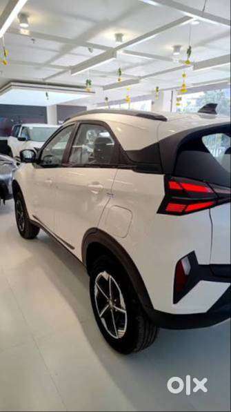 Brand New Nexon Creative+s Amt Petrol