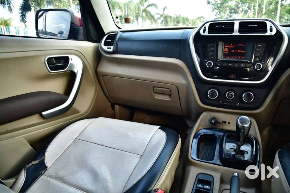 Mahindra Tuv 300 T8 Amt, 2017, Diesel