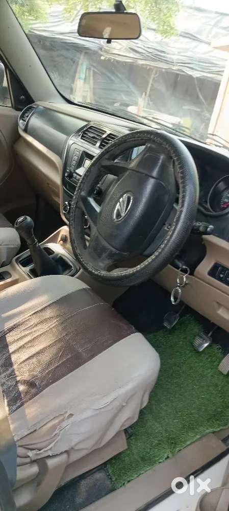 Mahindra Tuv 300 2016 Diesel 140000 Km Driven