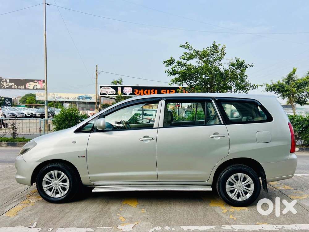 Toyota Innova 2.5 G (diesel) 8 Seater, 2007, Diesel
