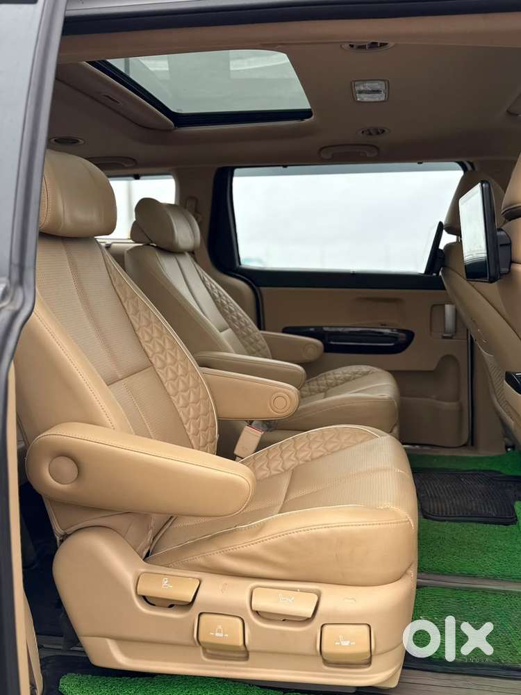 Kia Carnival Limousine Plus 7 Str, 2023, Diesel