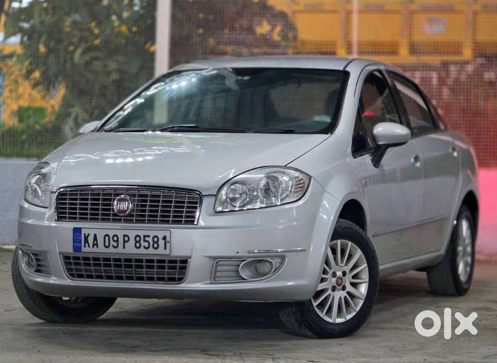 Fiat Linea Emotion Pk 1.4, 2009, Petrol