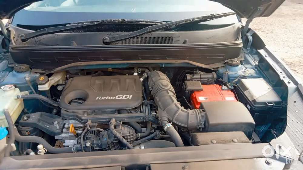 Hyundai Venue 2020 Petrol 70000 Km Driven