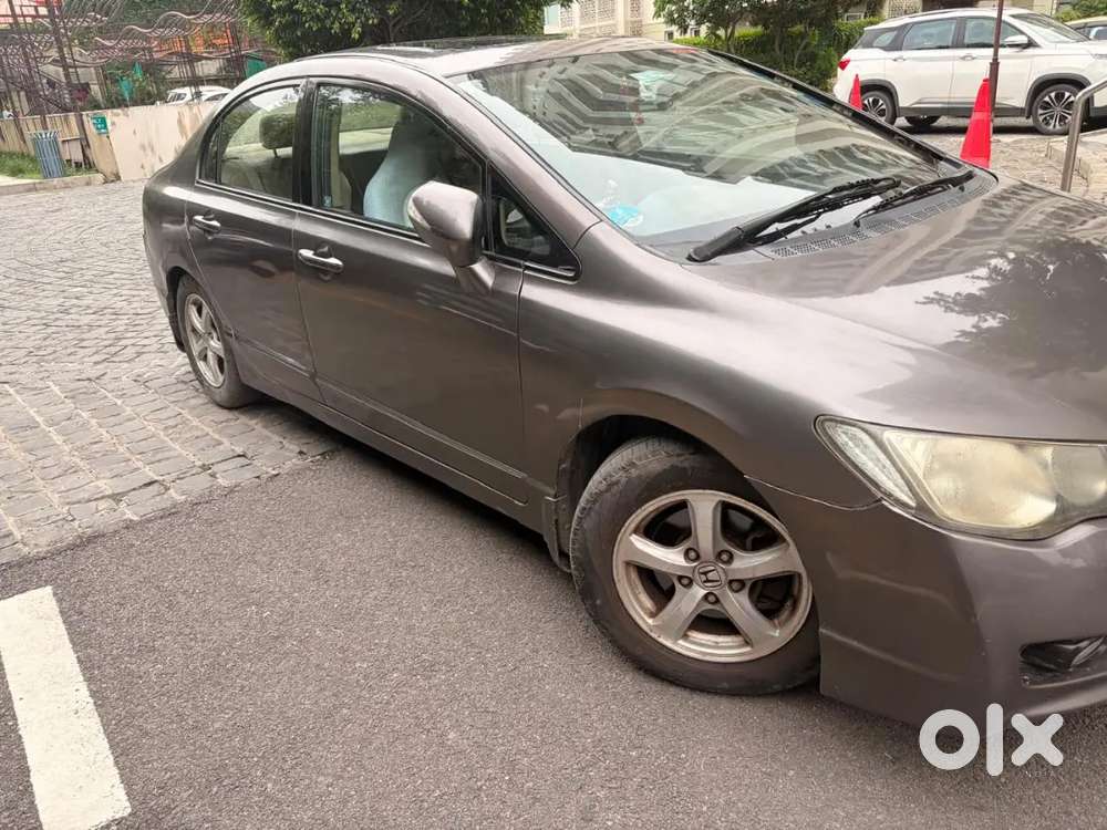 Honda Civic 1.8 Sunroof 2011 Well Mintanance With Service Company Reco